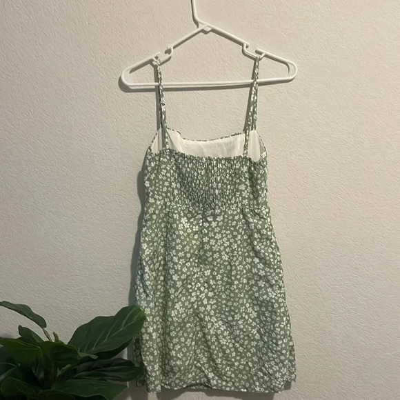 Princess Polly Green Floral Mini Dress - Picture 3 of 6